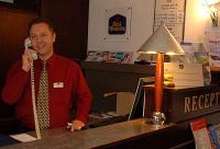 Recepcja Hotelu The Three Corners Hotel Art Budapest - 3 gwiazdkowy hotel w pobliżu budapeszteńskiej ulicy Vaci